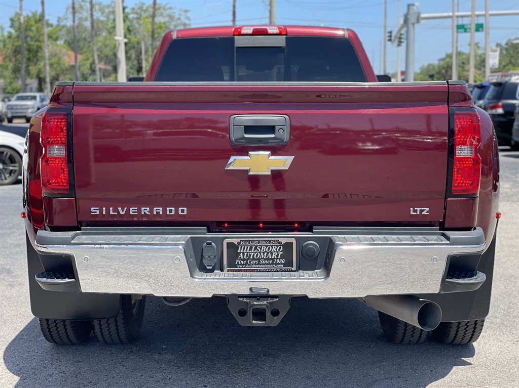 Used 2015 Chevrolet Silverado 3500 LTZ w/ Duramax Plus Package AWD/4WD image 18