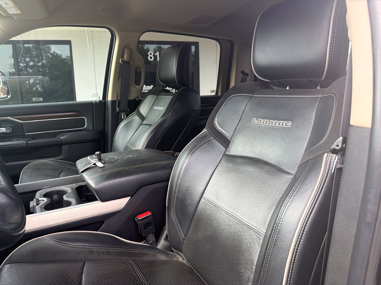 Used 2022 RAM 2500 Laramie AWD/4WD image 2