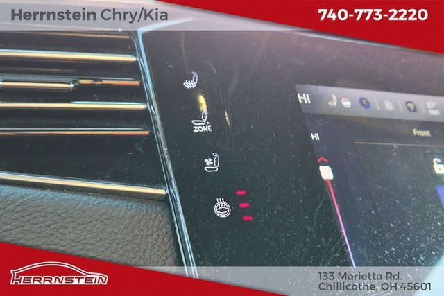 Used 2024 Jeep Wagoneer L Series II w/ Flexible Seating Group image 22