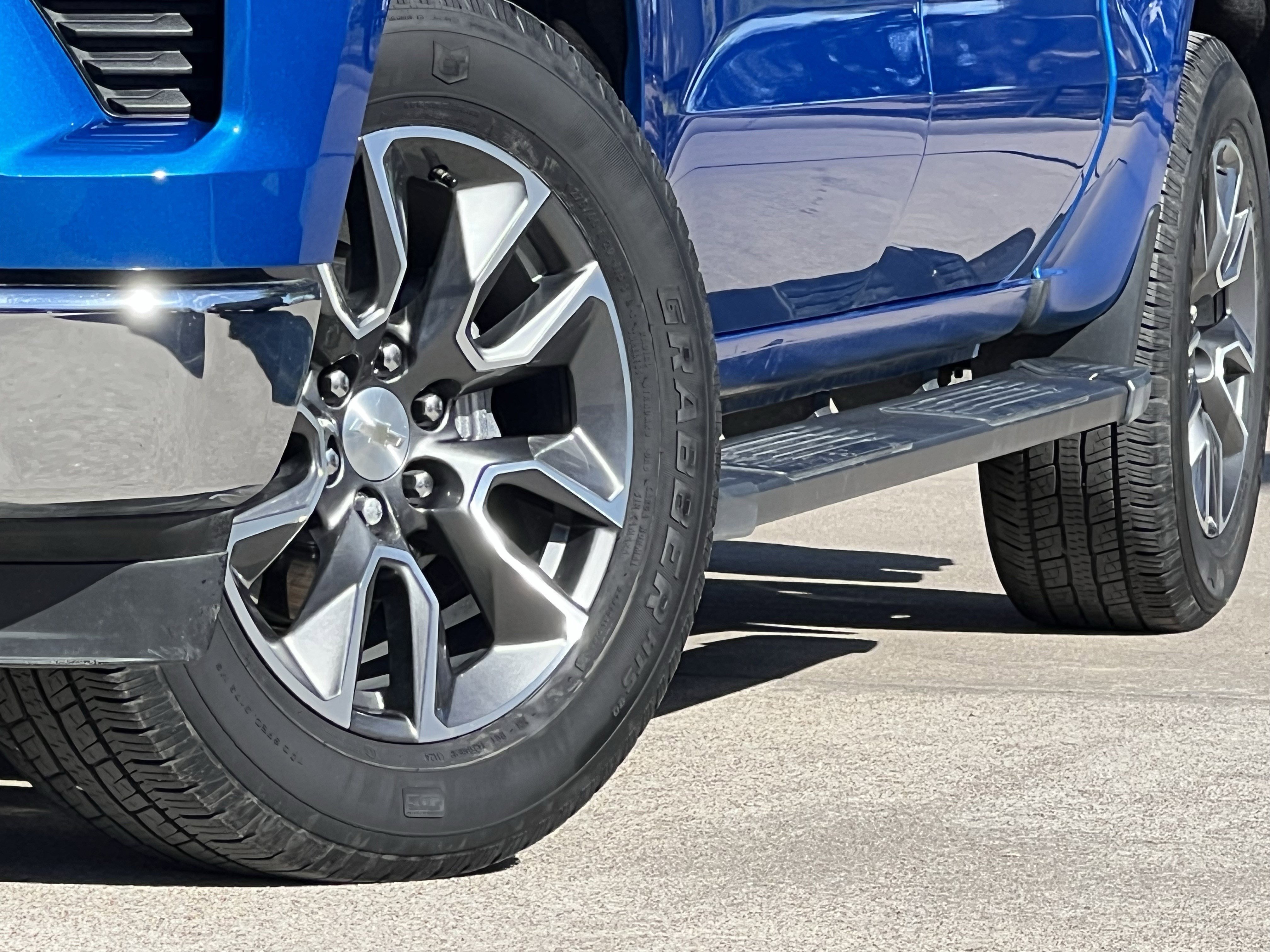 Used 2024 Chevrolet Silverado 1500 LT w/ Protection Package image 8