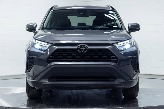 Used 2022 Toyota RAV4 XLE FWD image 5