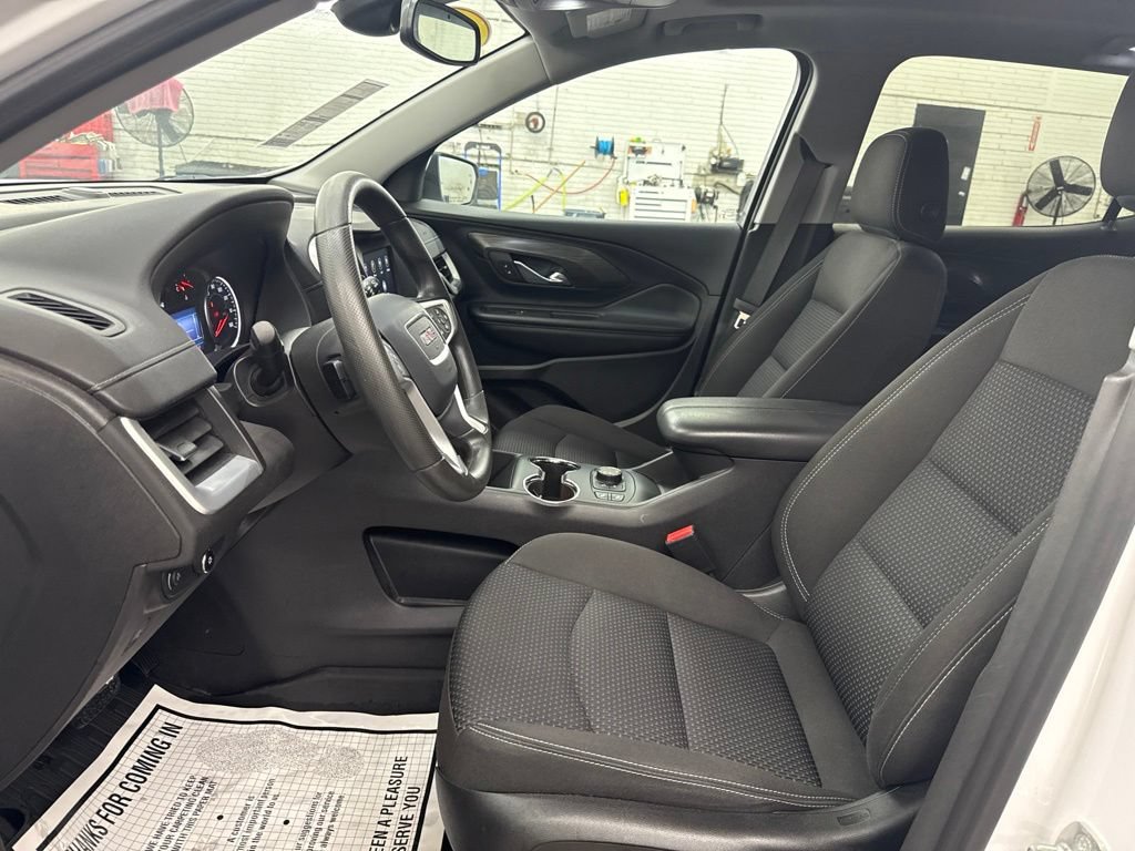 Used 2023 GMC Terrain SLE w/ Driver Convenience Package AWD/4WD image 9