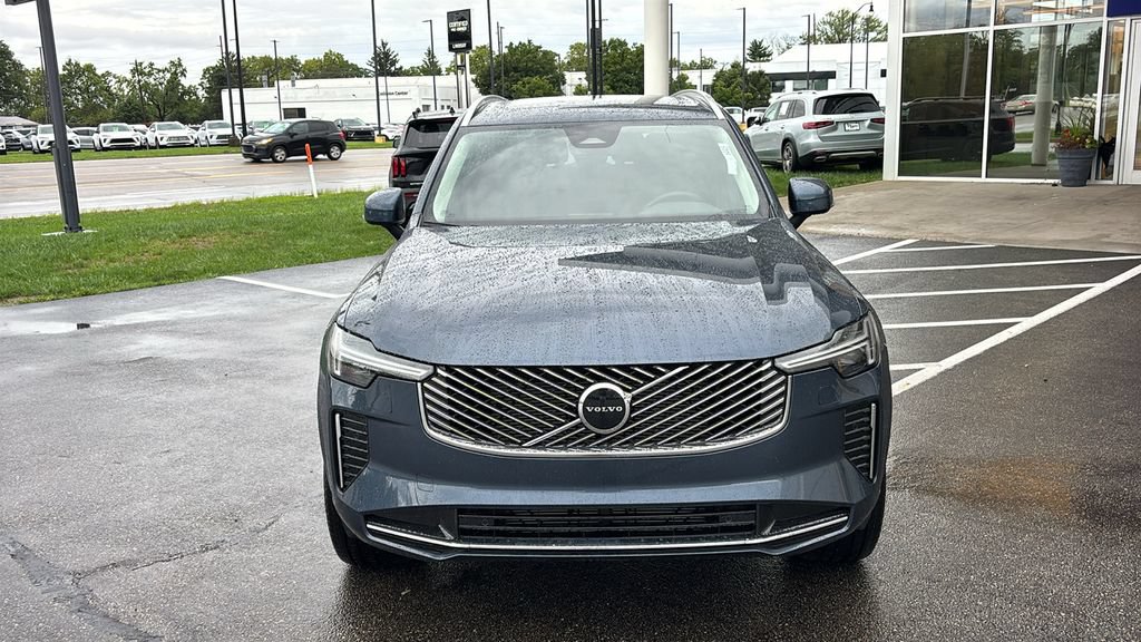 New 2026 Volvo XC90 B5 Core AWD/4WD image 4