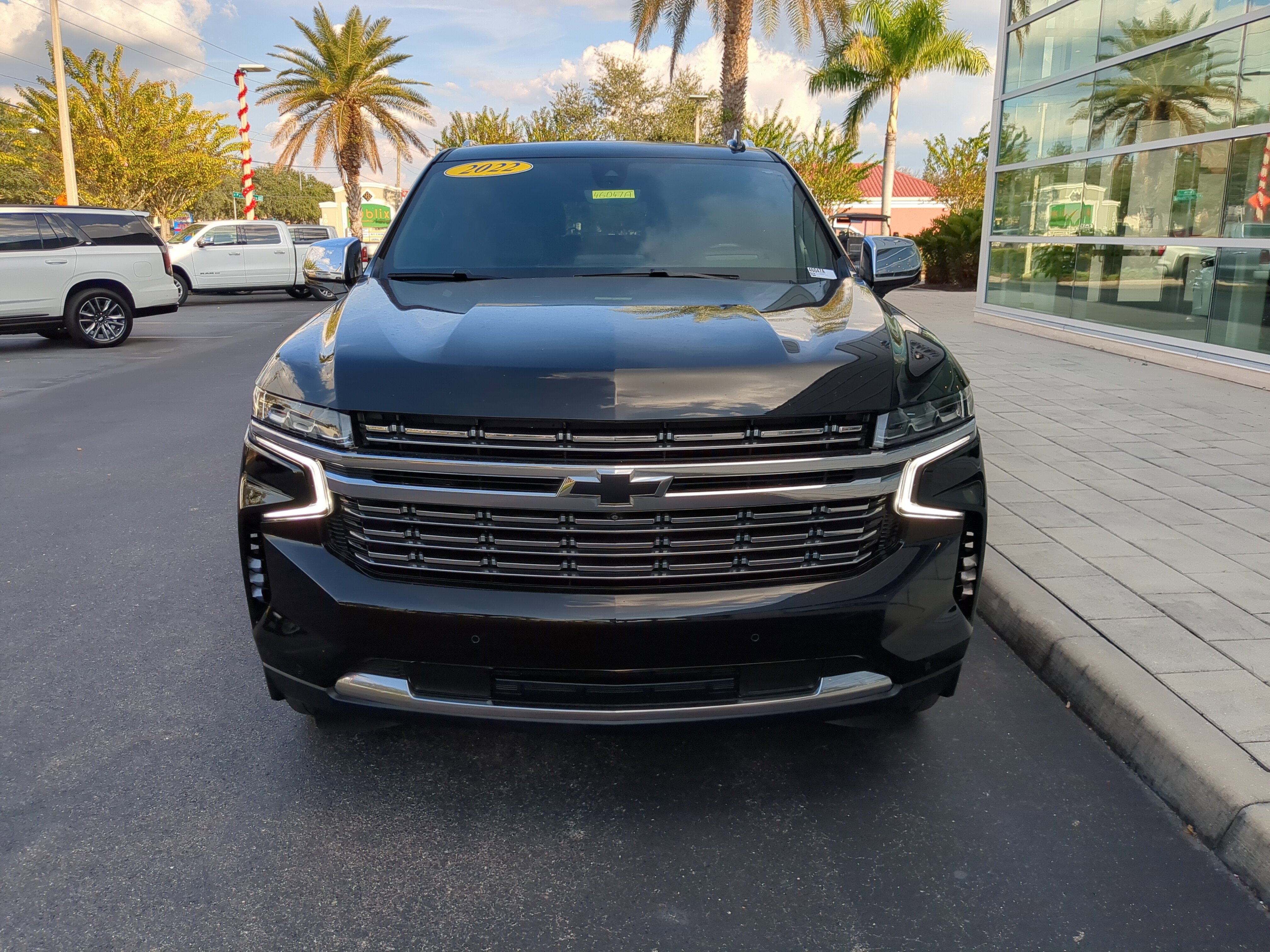 Used 2022 Chevrolet Tahoe Premier image 2