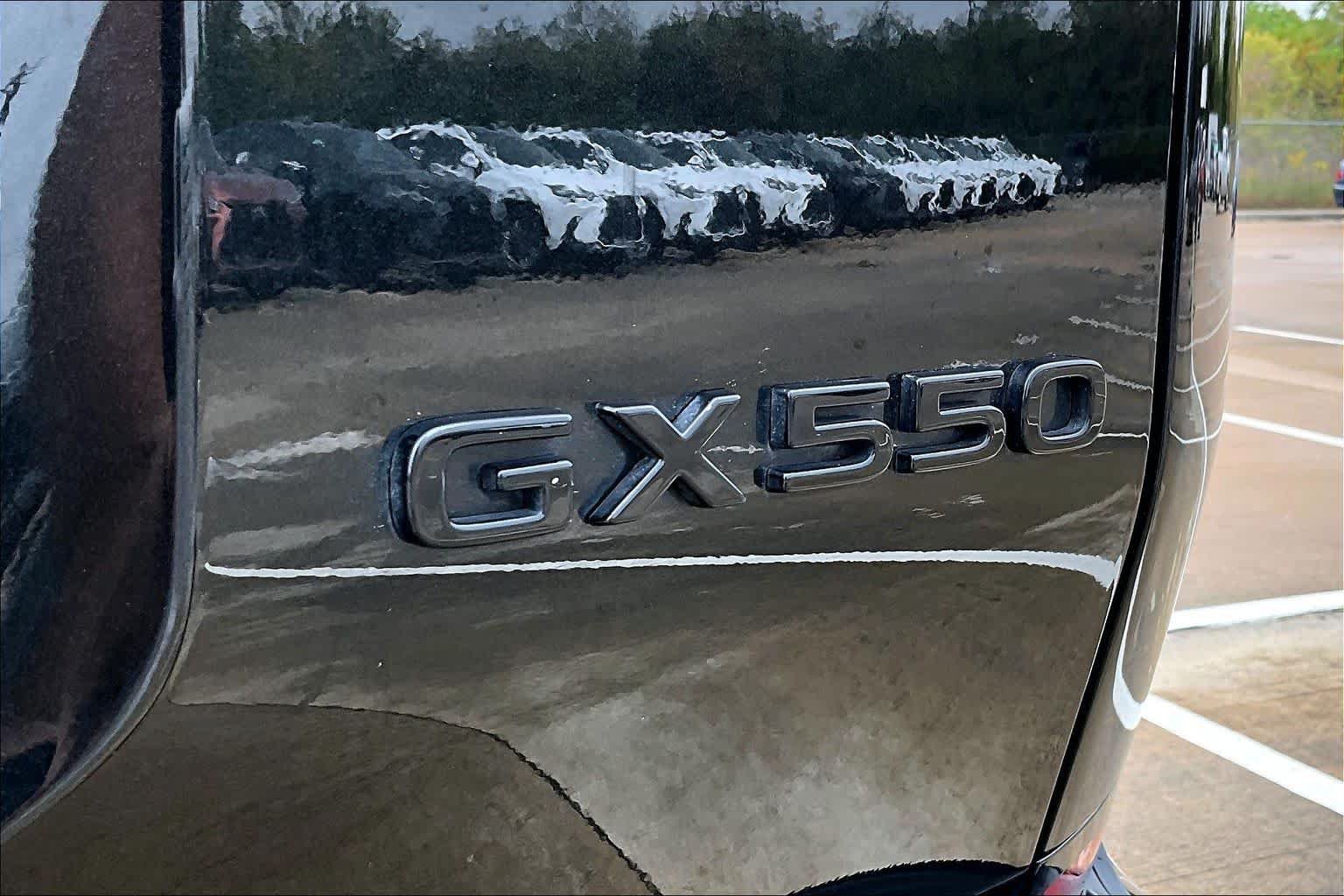 Certified 2025 Lexus GX 550 w/ Accessory Package (2T) AWD/4WD image 10