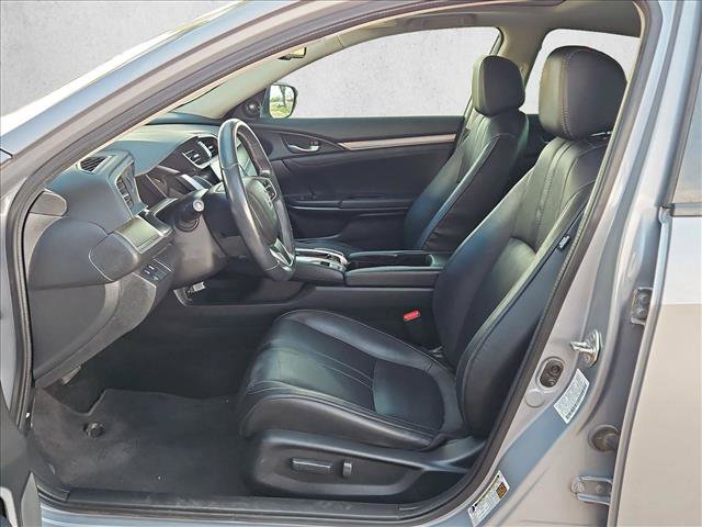 Used 2018 Honda Civic Touring image 17