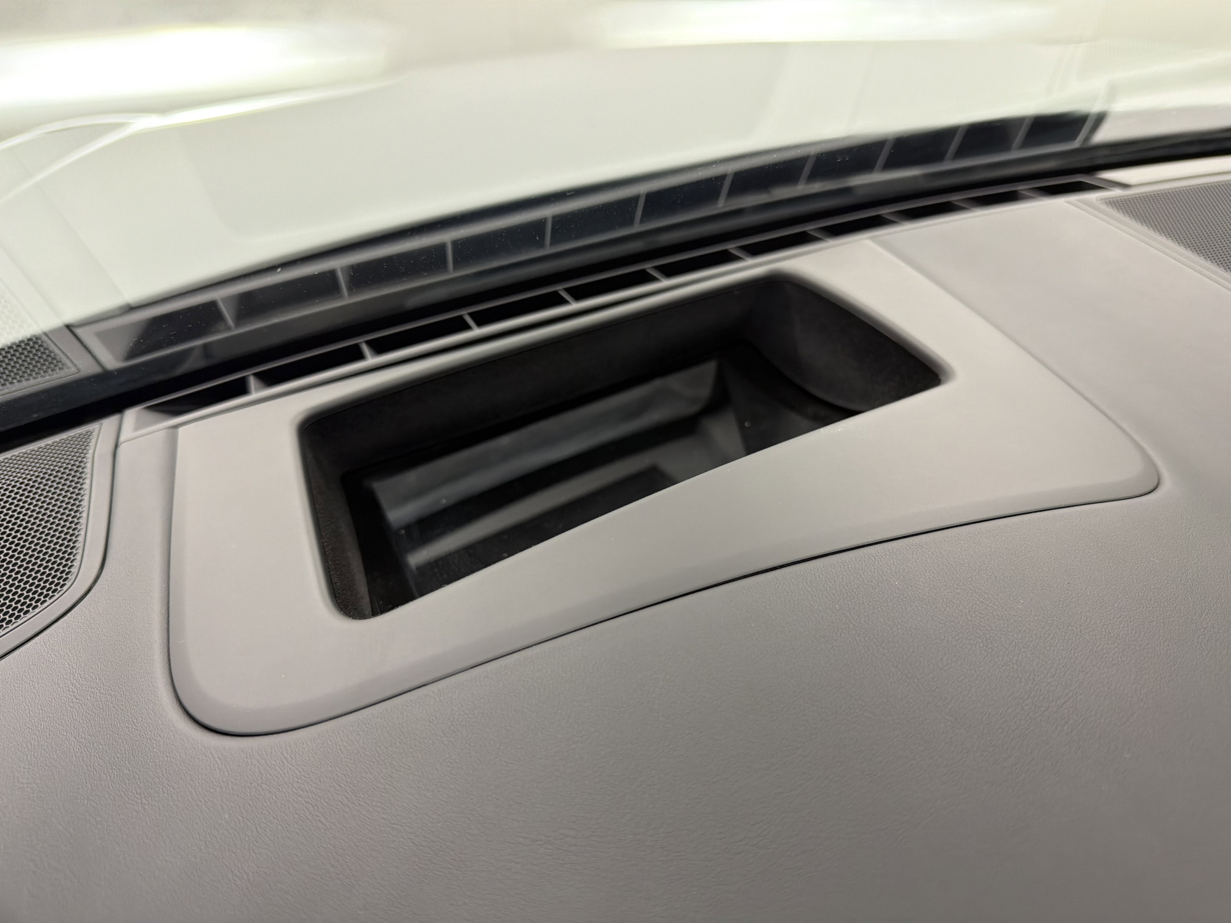 Certified 2023 Porsche Cayenne Turbo S image 56