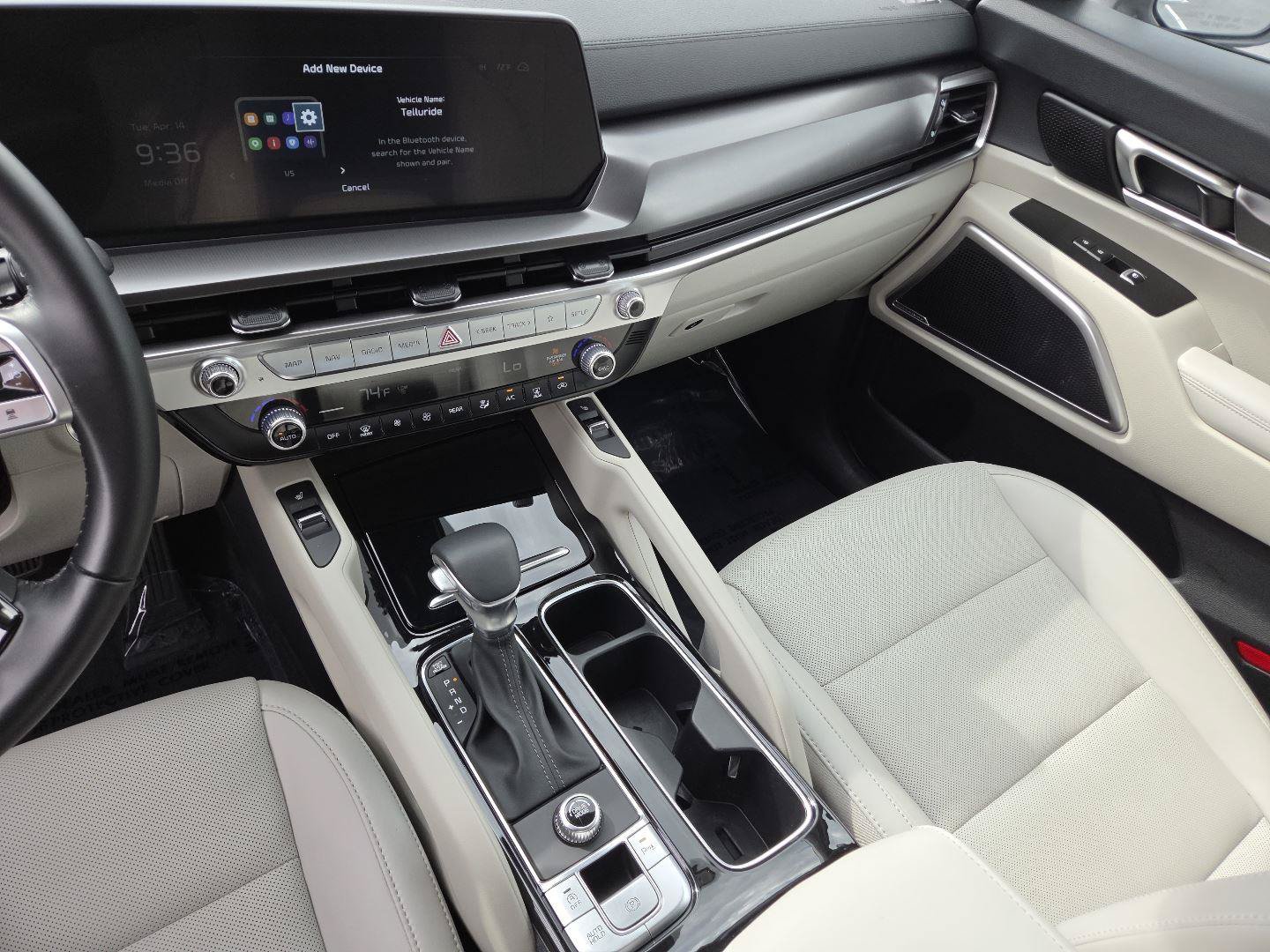 Used 2025 Kia Telluride S FWD image 26