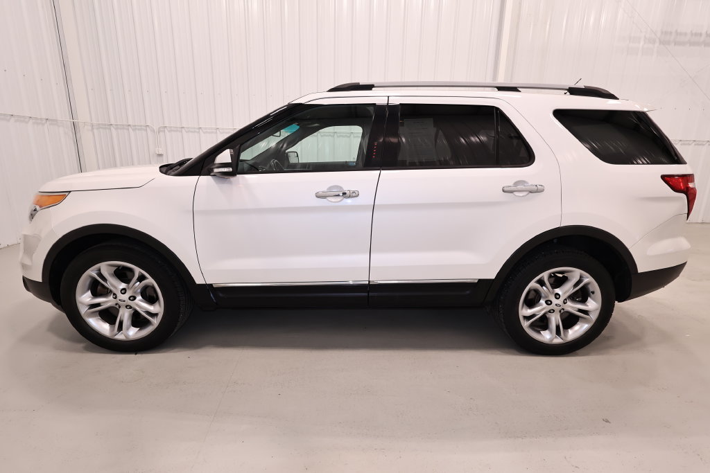 Used 2014 Ford Explorer Limited w/ Equipment Group 301A AWD/4WD image 5