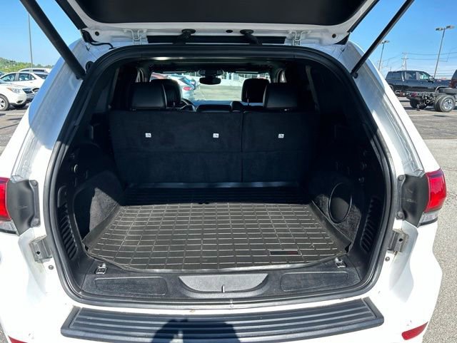Used 2019 Jeep Grand Cherokee Altitude AWD/4WD image 25