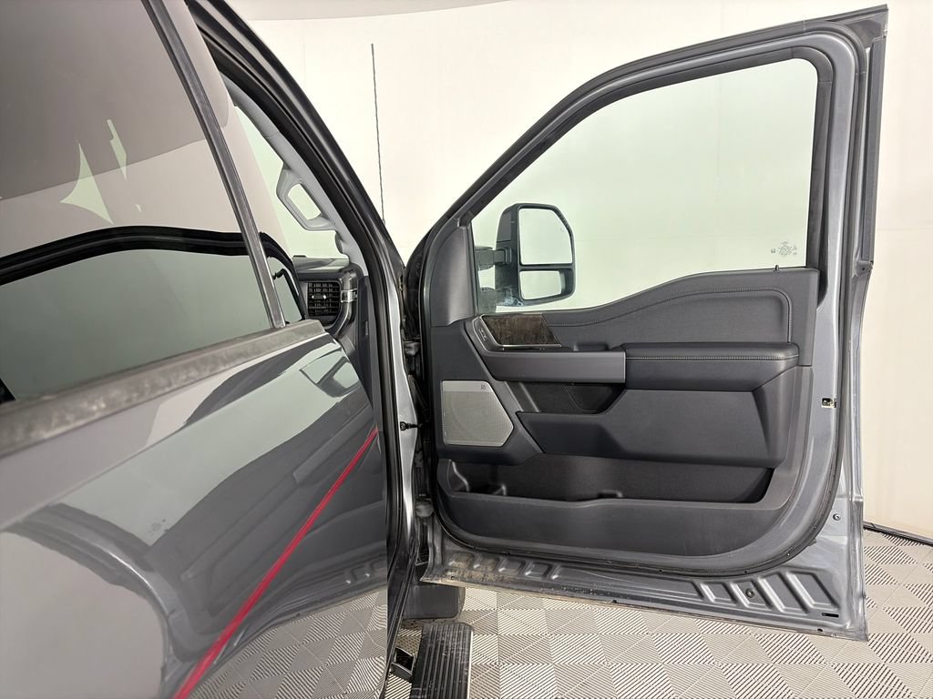 Used 2024 Ford F250 Lariat AWD/4WD image 31