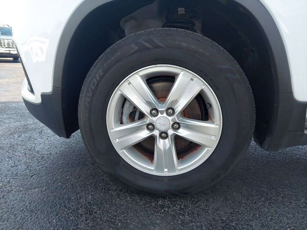 Used 2018 Chevrolet Trax LS image 29