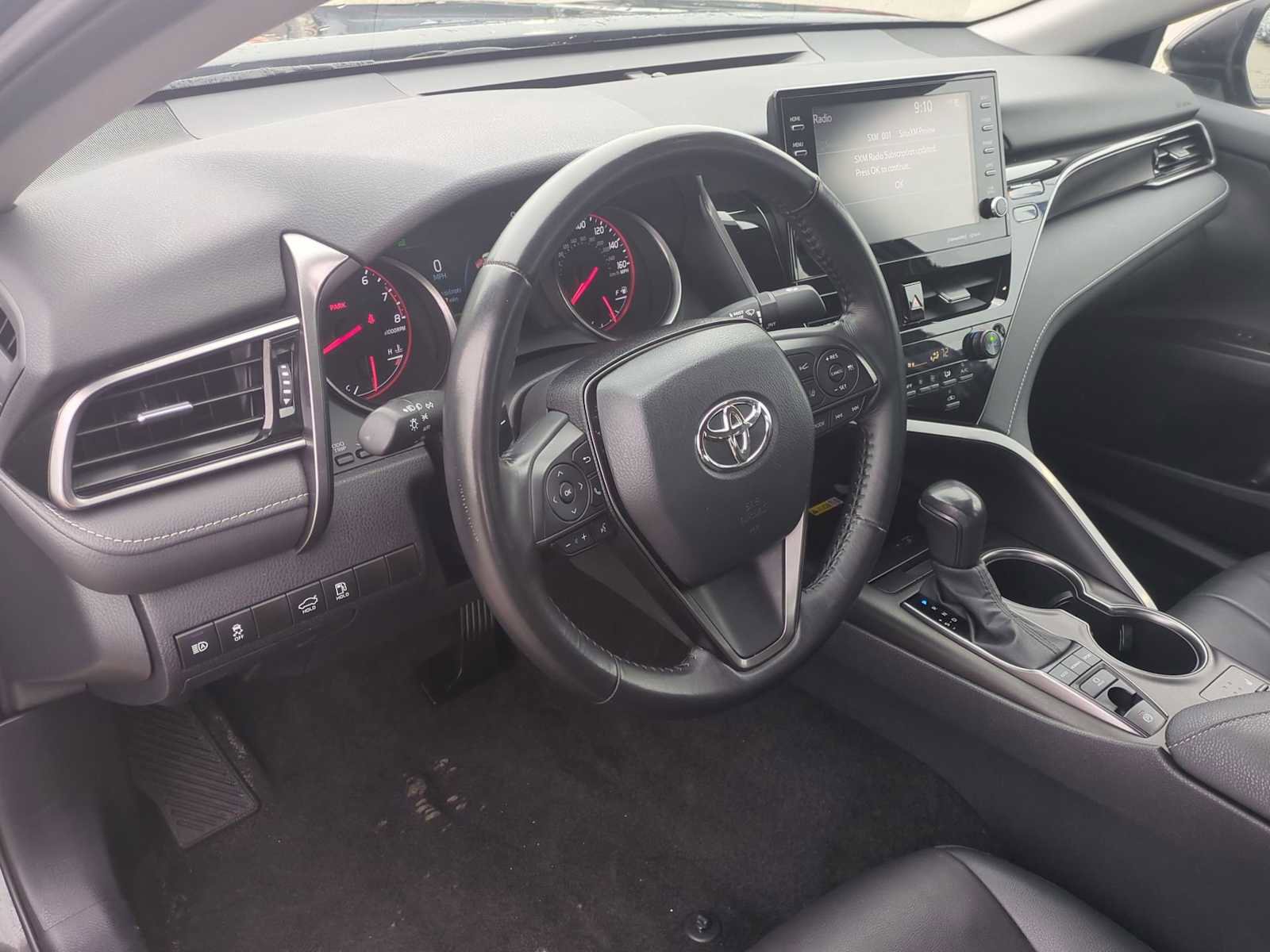 Used 2024 Toyota Camry XSE FWD image 10