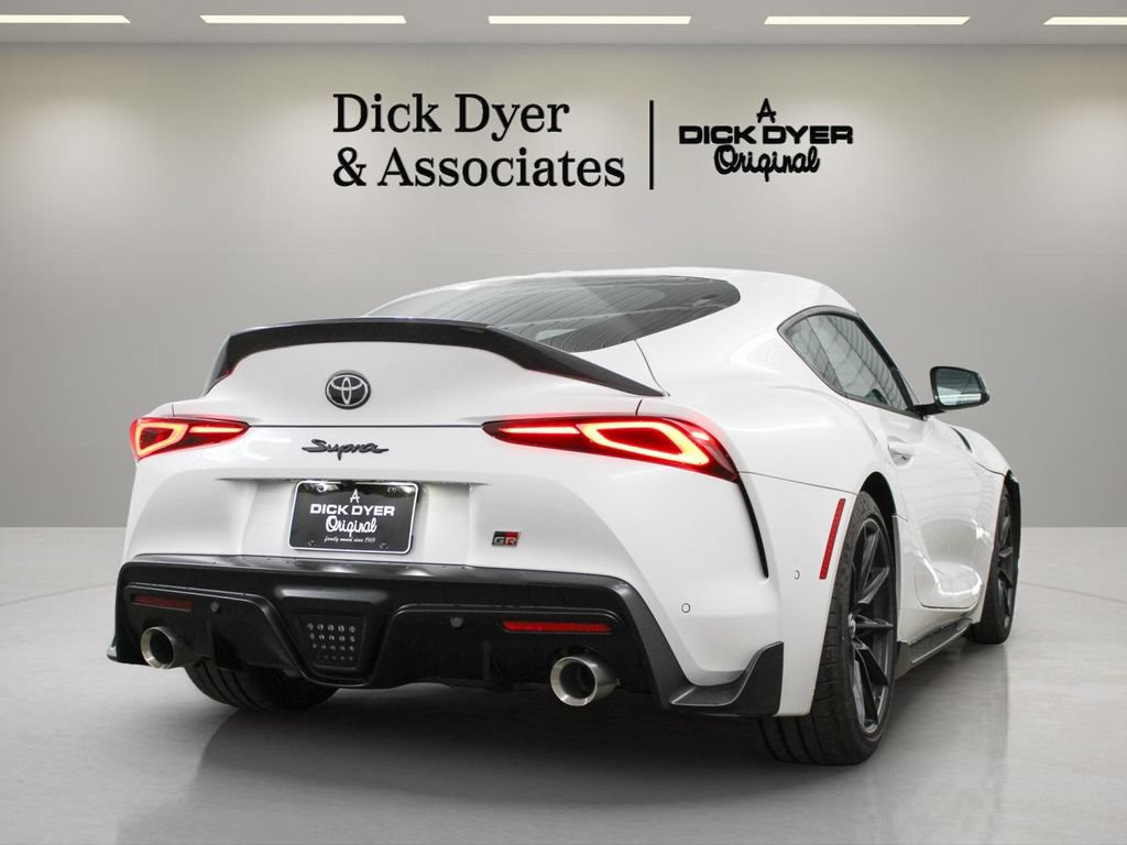 Used 2026 Toyota Supra w/ Driver Assist Package RWD image 11