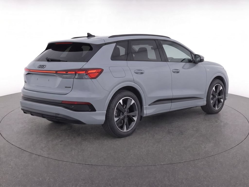 Used 2024 Audi Q4 e-tron Premium Plus w/ Premium Plus AWD/4WD image 8