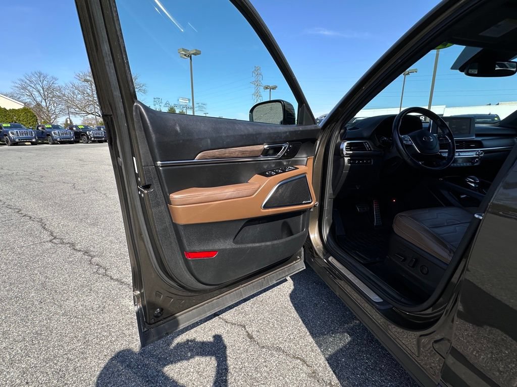 Used 2021 Kia Telluride SX w/ SX Prestige Package AWD/4WD image 23