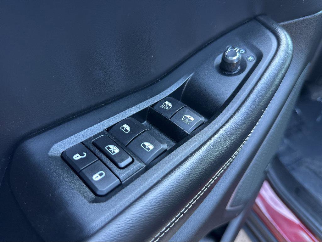 Used 2023 Jeep Grand Cherokee 4WD 4xe image 36