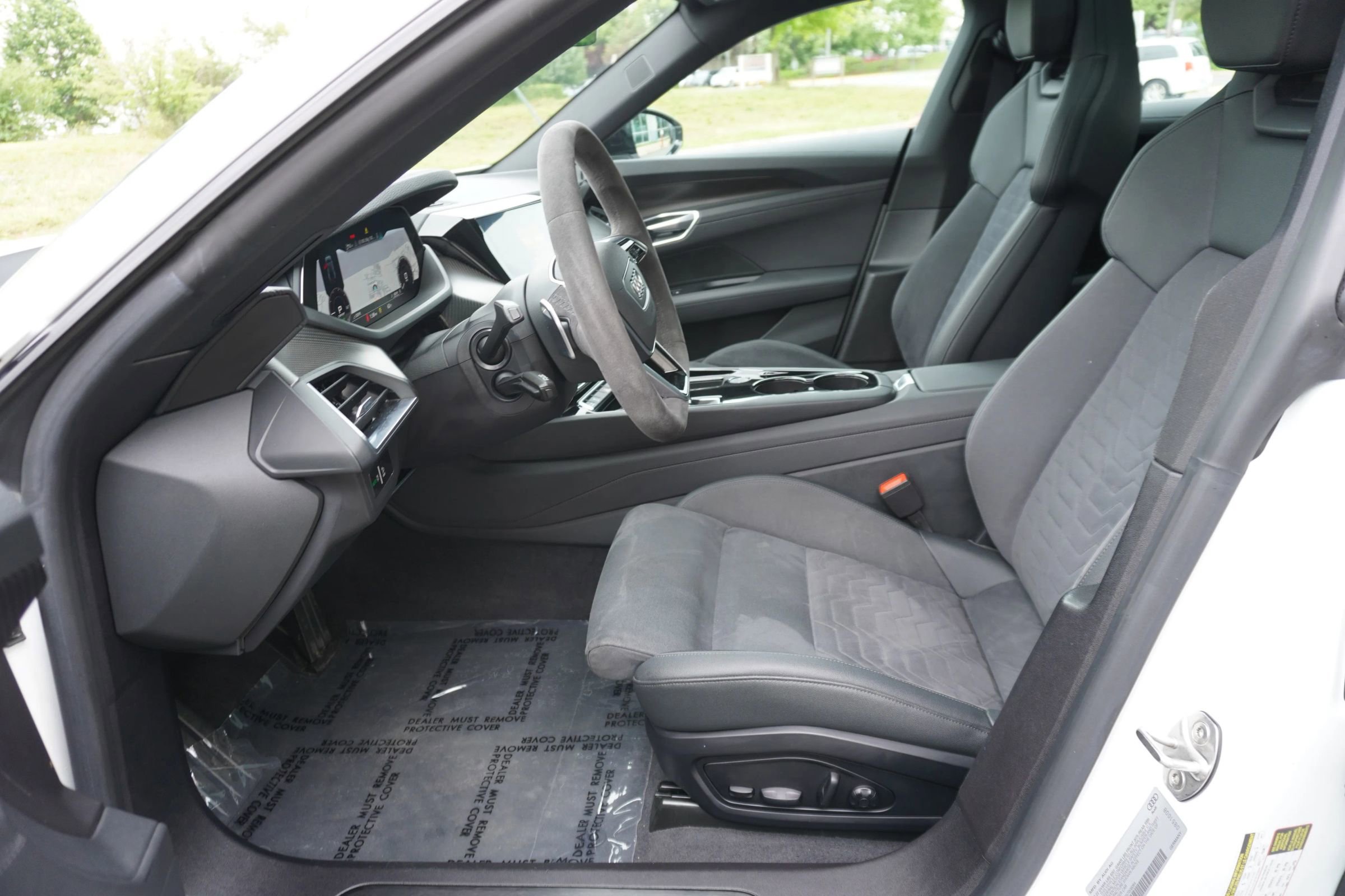 Used 2022 Audi e-tron GT Premium Plus AWD/4WD image 9