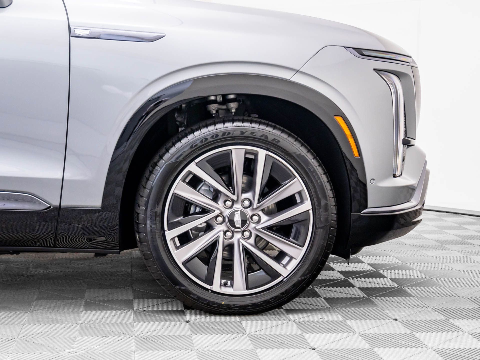 New 2026 Cadillac Vistiq Sport w/ LPO, Floor Liner Package image 33