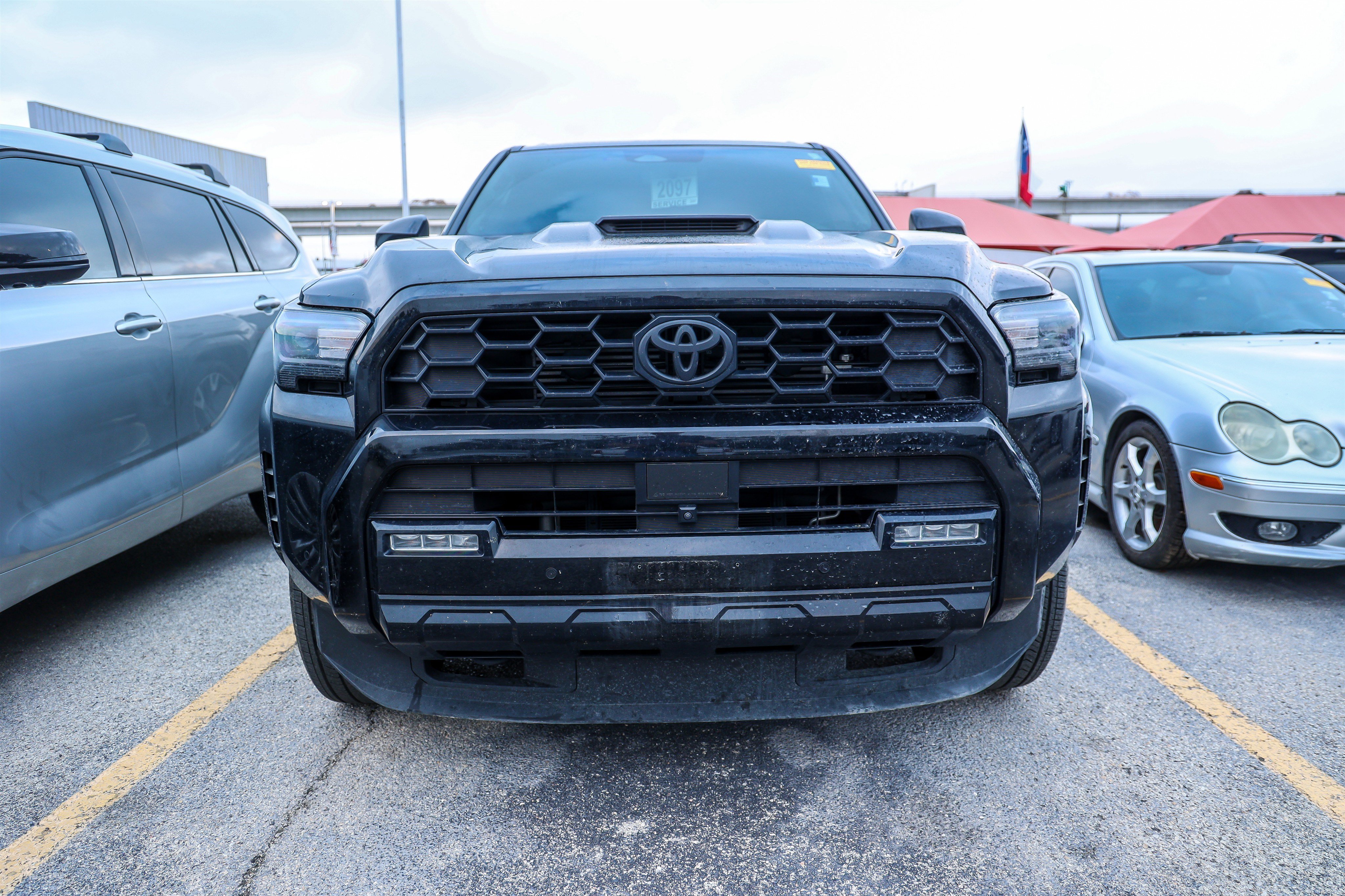 Certified 2025 Toyota 4Runner TRD Sport Premium AWD/4WD image 4
