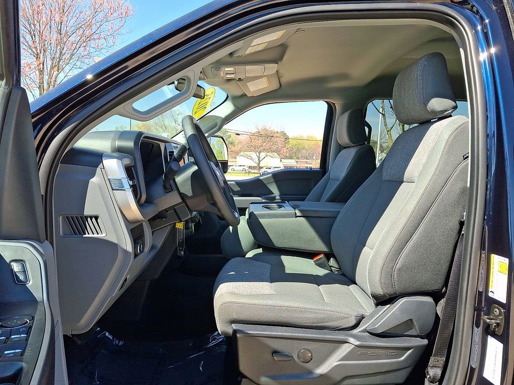 Used 2025 Ford F250 XLT AWD/4WD image 13