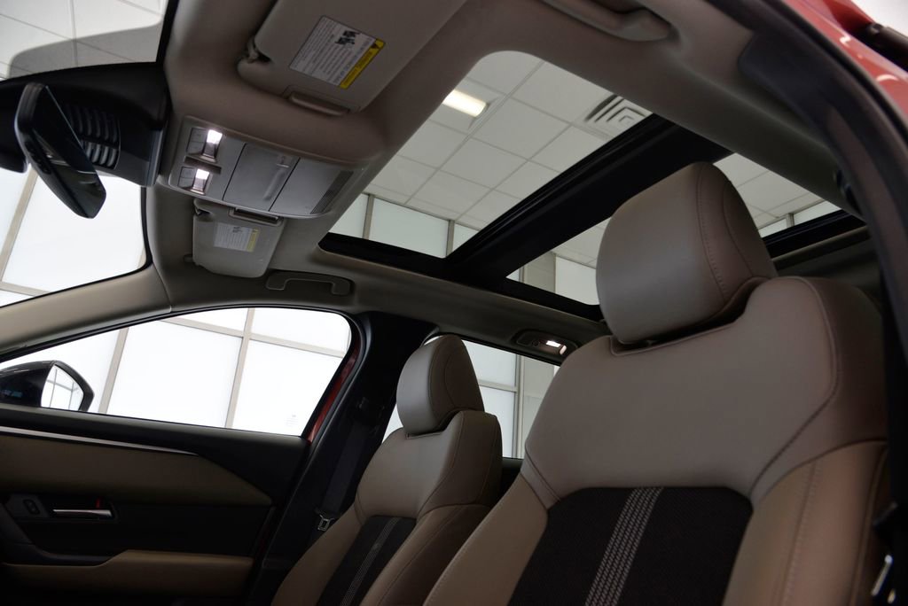 Certified 2025 MAZDA CX-50 AWD 2.5 S w/ Accent Package image 27