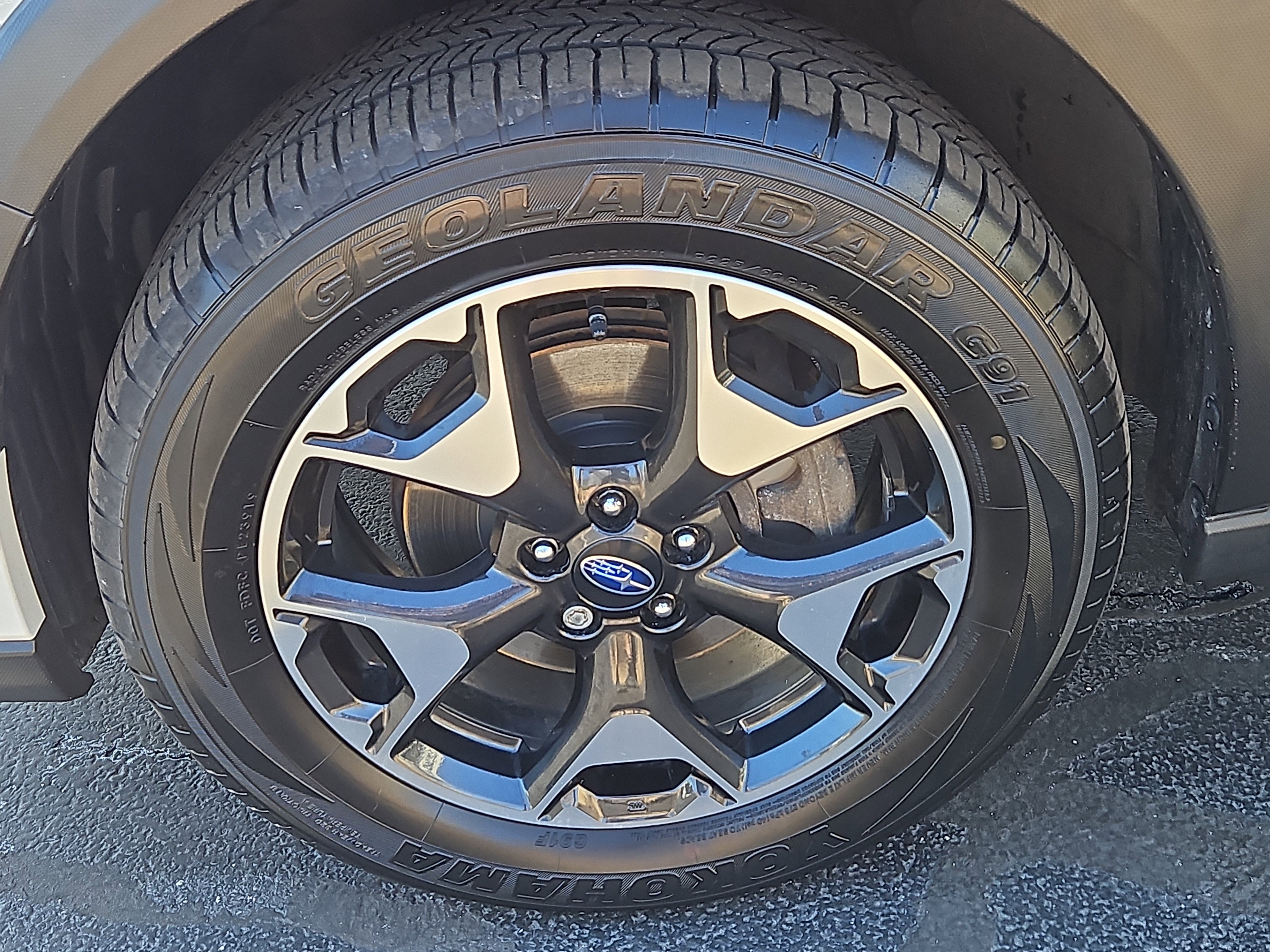 Used 2020 Subaru Crosstrek 2.0i Premium image 4