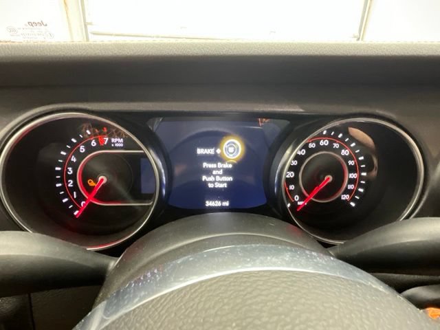 Used 2022 Jeep Gladiator Mojave w/ Cold Weather Group AWD/4WD image 9