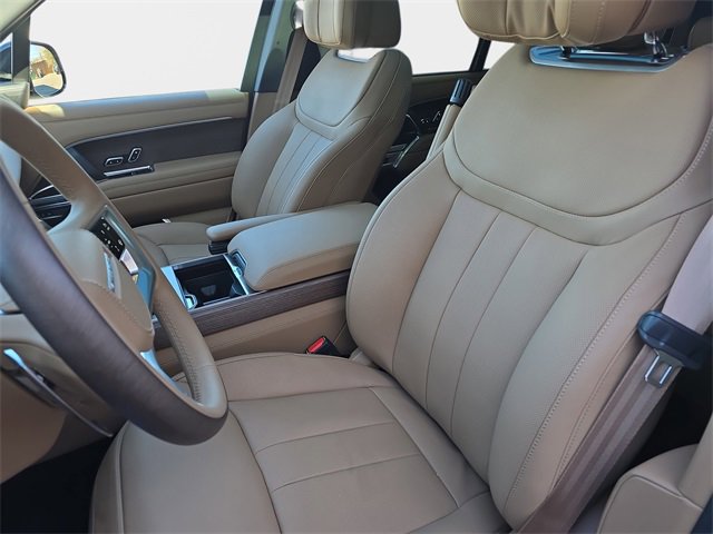 New 2026 Land Rover Range Rover Long Wheelbase Autobiography image 11