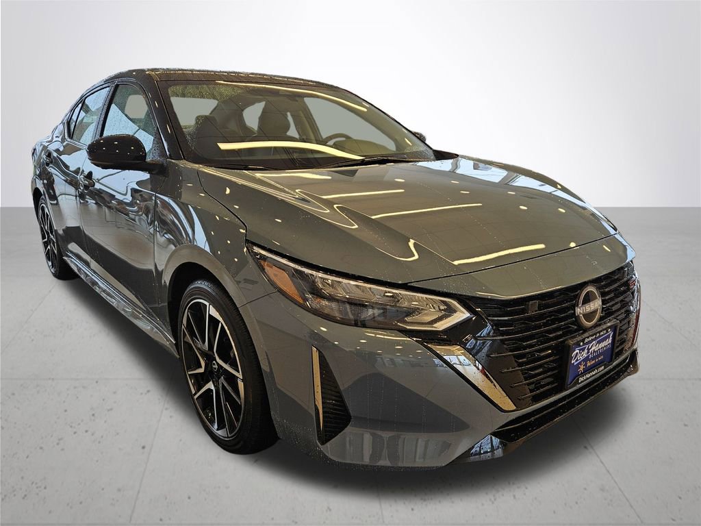 New 2025 Nissan Sentra SR w/ SR Premium Package image 5