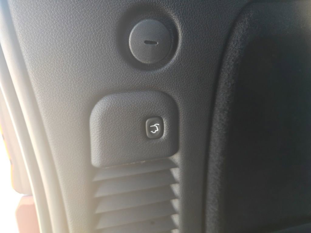 Used 2024 Dodge Durango R/T w/ Tow 'N Go Package image 36