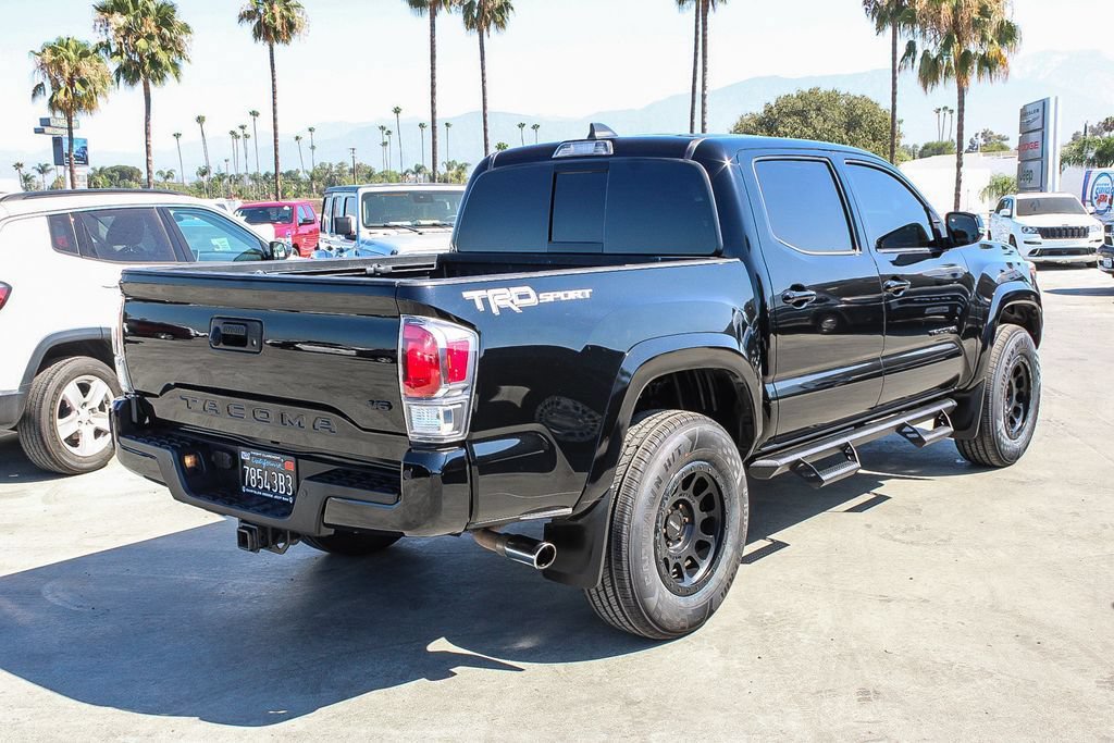 Used 2021 Toyota Tacoma TRD Sport w/ Technology Package RWD image 9