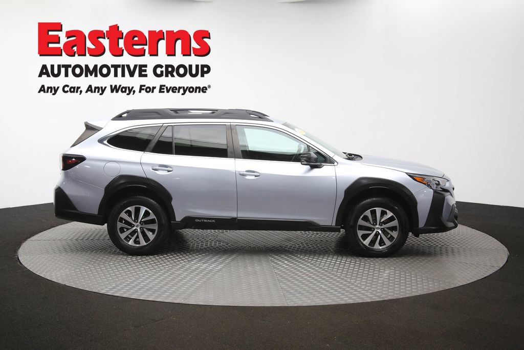 Used 2023 Subaru Outback Premium AWD/4WD image 45