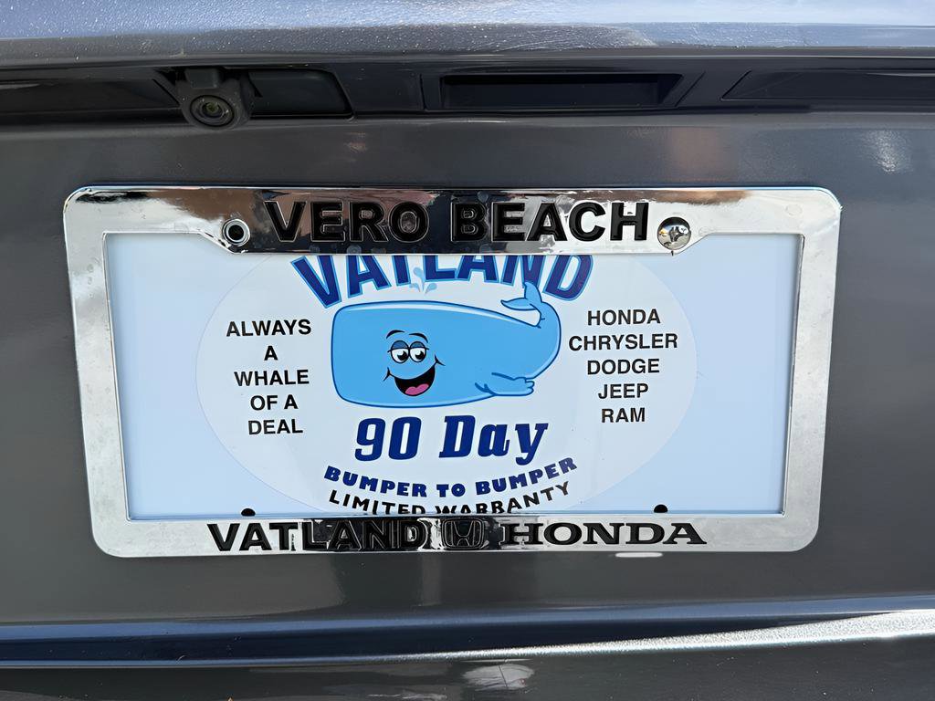 Used 2023 Toyota Highlander LE image 33