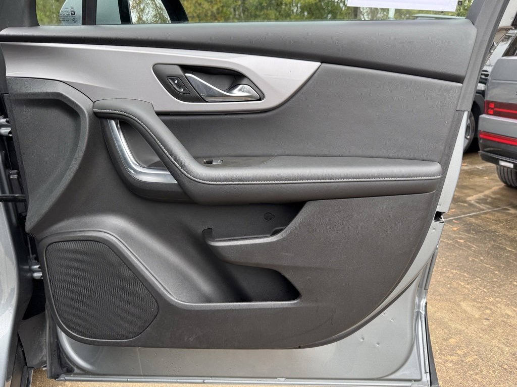 Used 2025 Chevrolet Blazer LT image 20