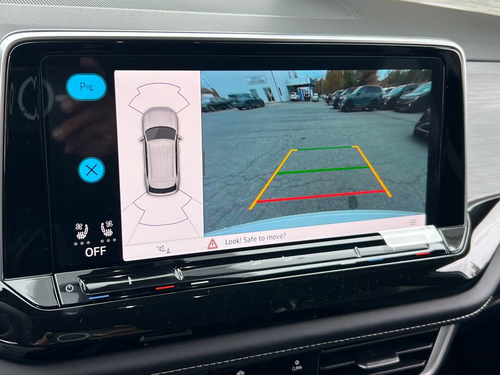 New 2026 Volkswagen Atlas Cross Sport SE image 22