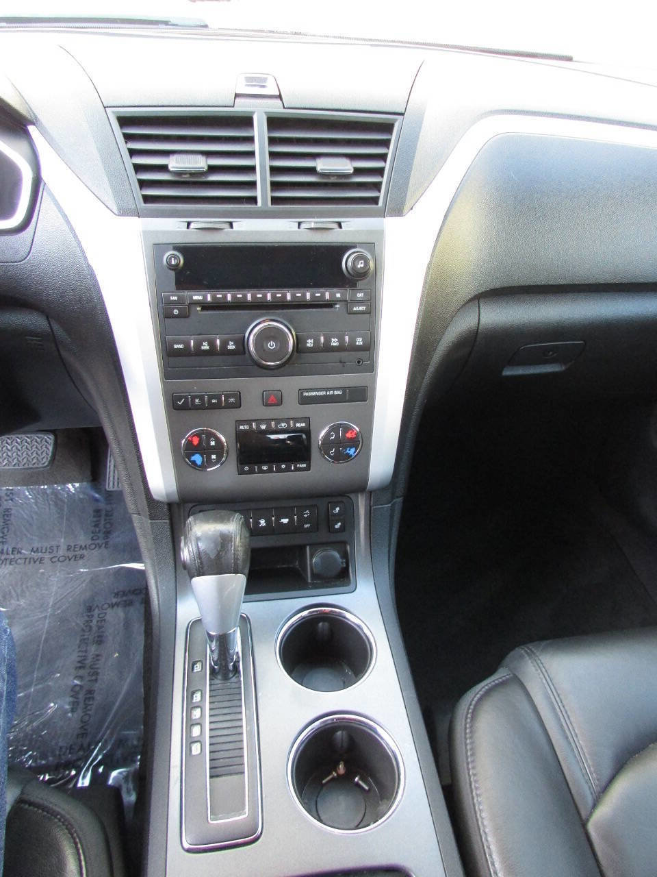 Used 2009 Chevrolet Traverse LT image 25