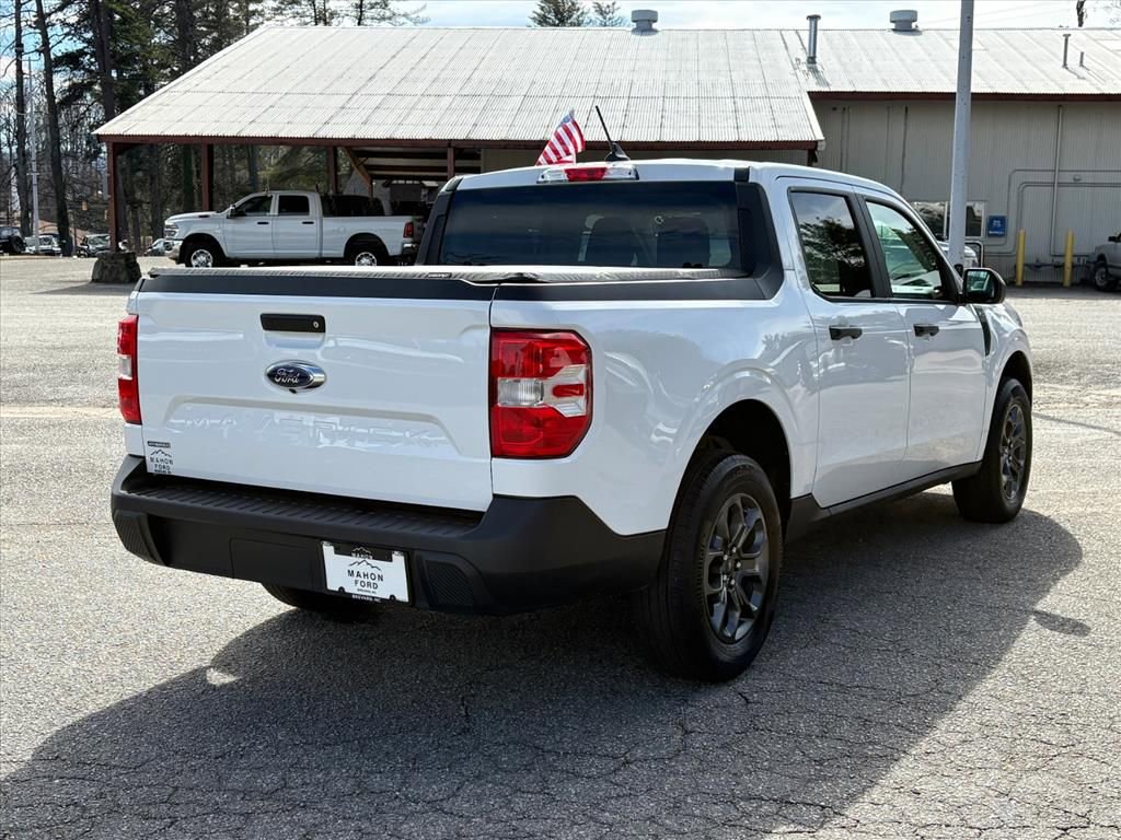 Used 2024 Ford Maverick XLT image 4