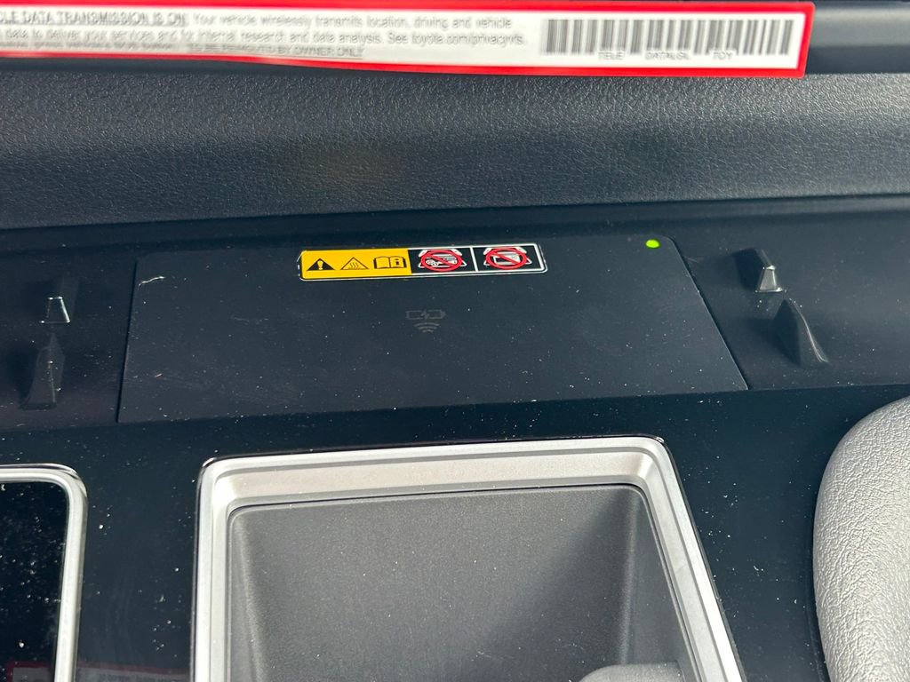 New 2026 Toyota Sienna Platinum image 40