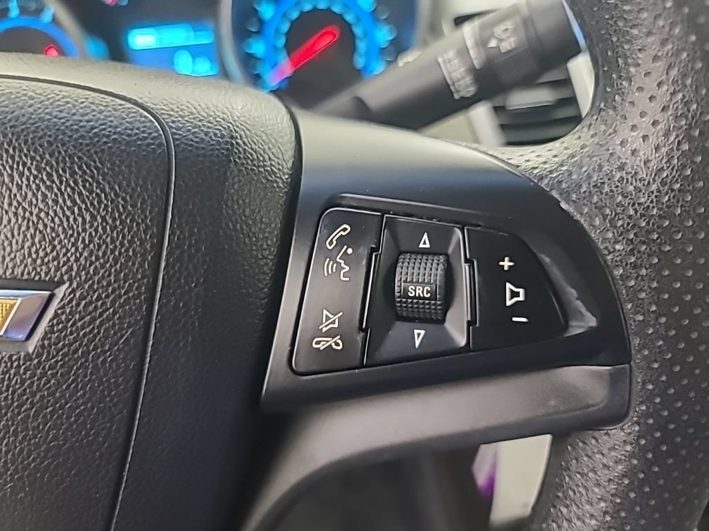 Used 2014 Chevrolet Cruze LS FWD image 24