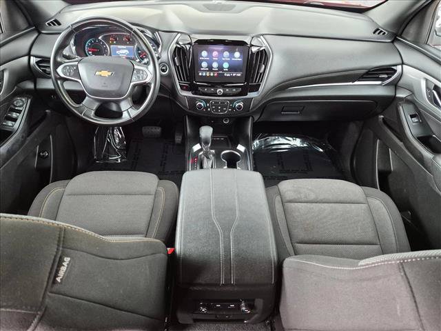 Used 2023 Chevrolet Traverse LT w/ LPO, Cargo Package AWD/4WD image 18