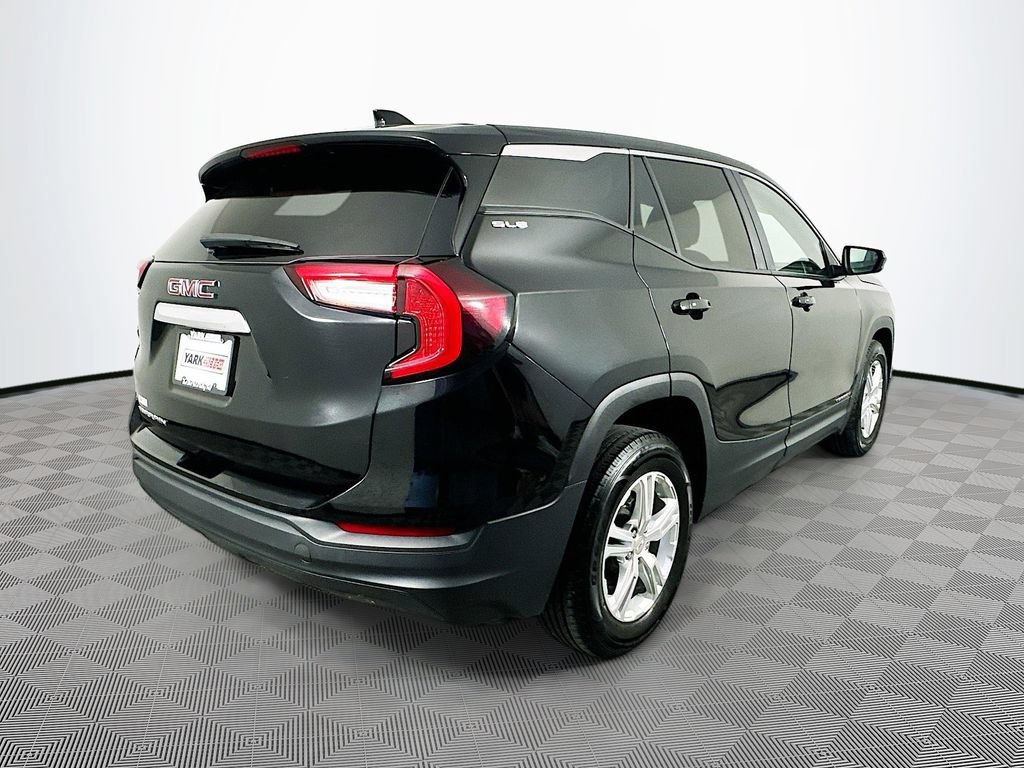 Used 2024 GMC Terrain SLE FWD image 10
