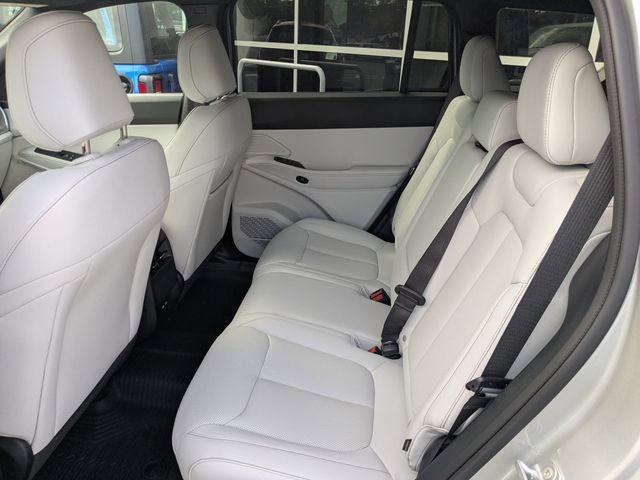 New 2026 Jeep Cherokee Limited AWD/4WD image 13