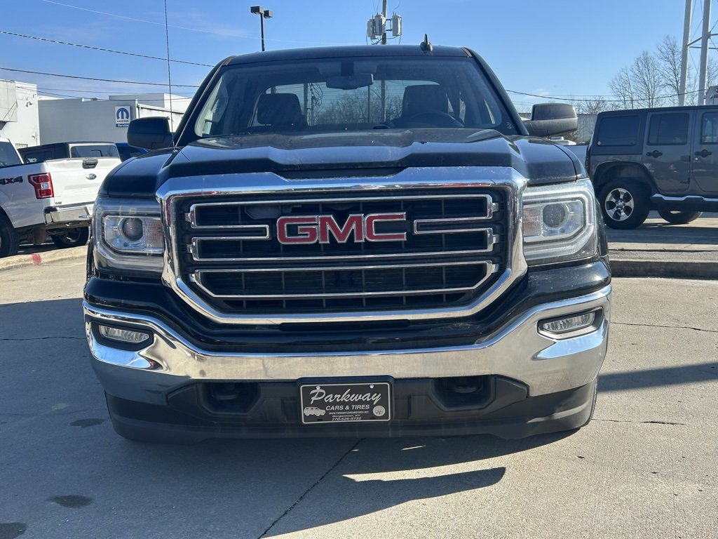 Used 2017 GMC Sierra 1500 SLE image 3