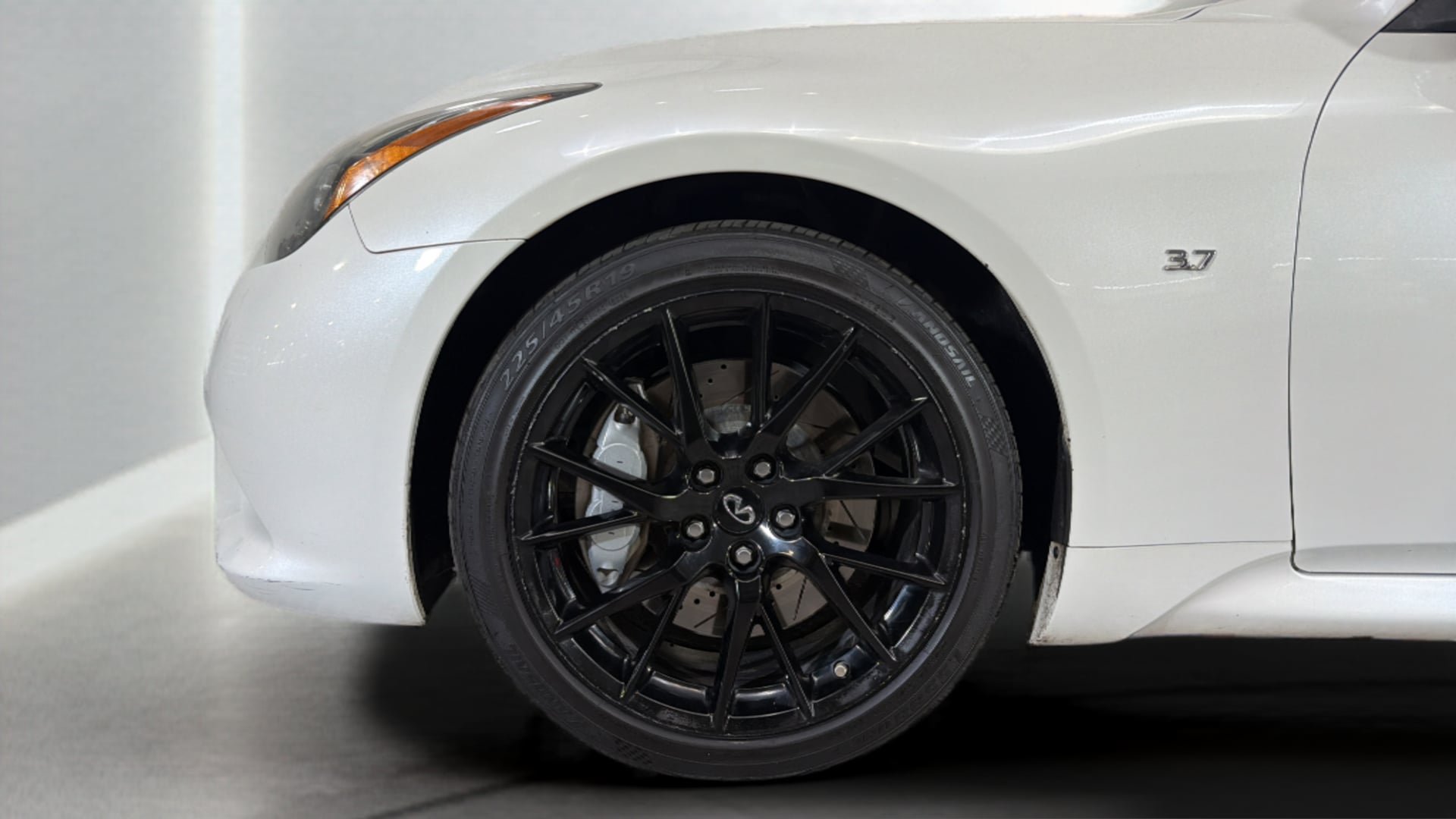 Used 2015 INFINITI Q60 Sport Limited RWD image 36