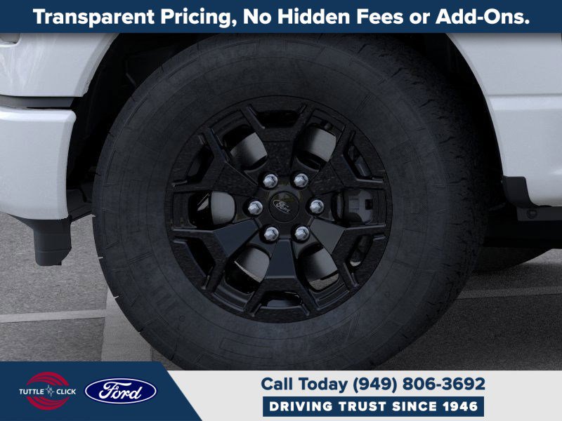 New 2025 Ford F150 Lightning XLT image 19