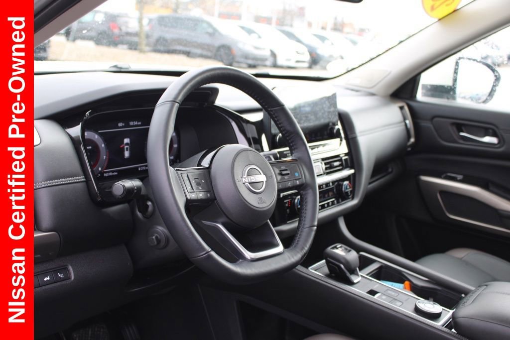 Certified 2024 Nissan Pathfinder Platinum w/ Cargo Package image 20