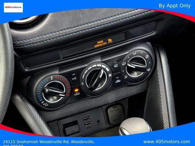 Used 2019 Toyota Yaris LE image 19