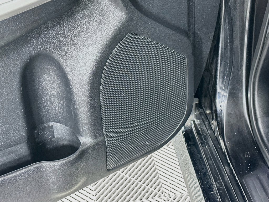 Used 2014 Toyota Camry SE FWD image 23