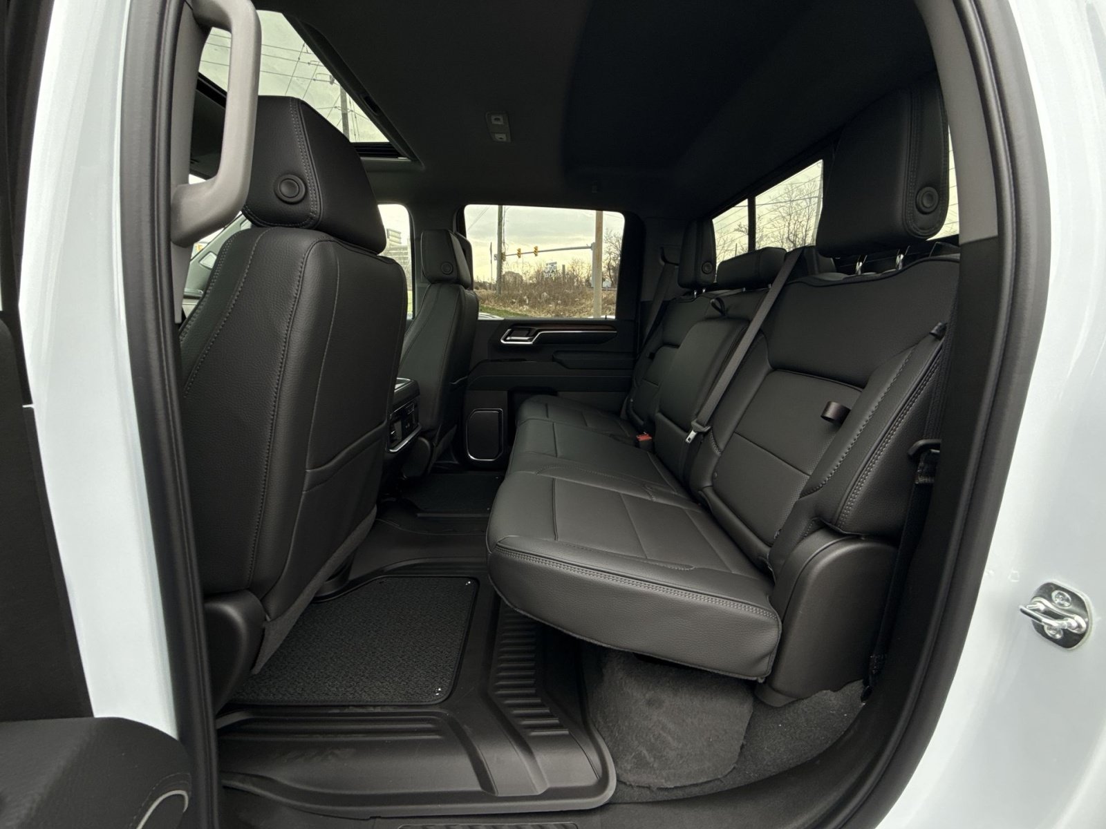 New 2026 GMC Sierra 3500 Denali AWD/4WD image 25